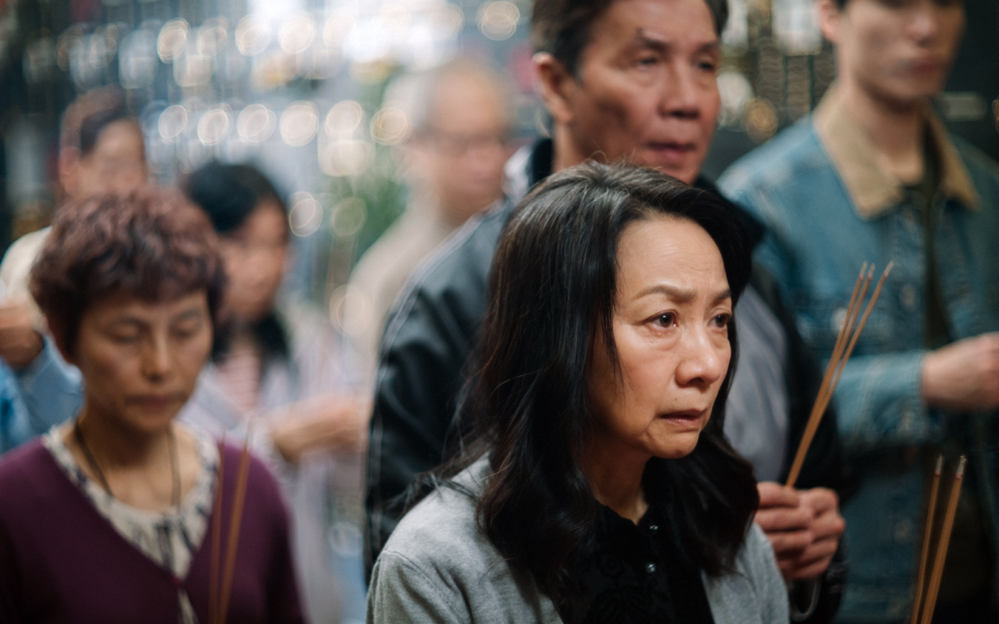 ALL SHALL BE WELL3_ Ceremony Angie Alone ©2023 Mise_en_Scene_filmproduction